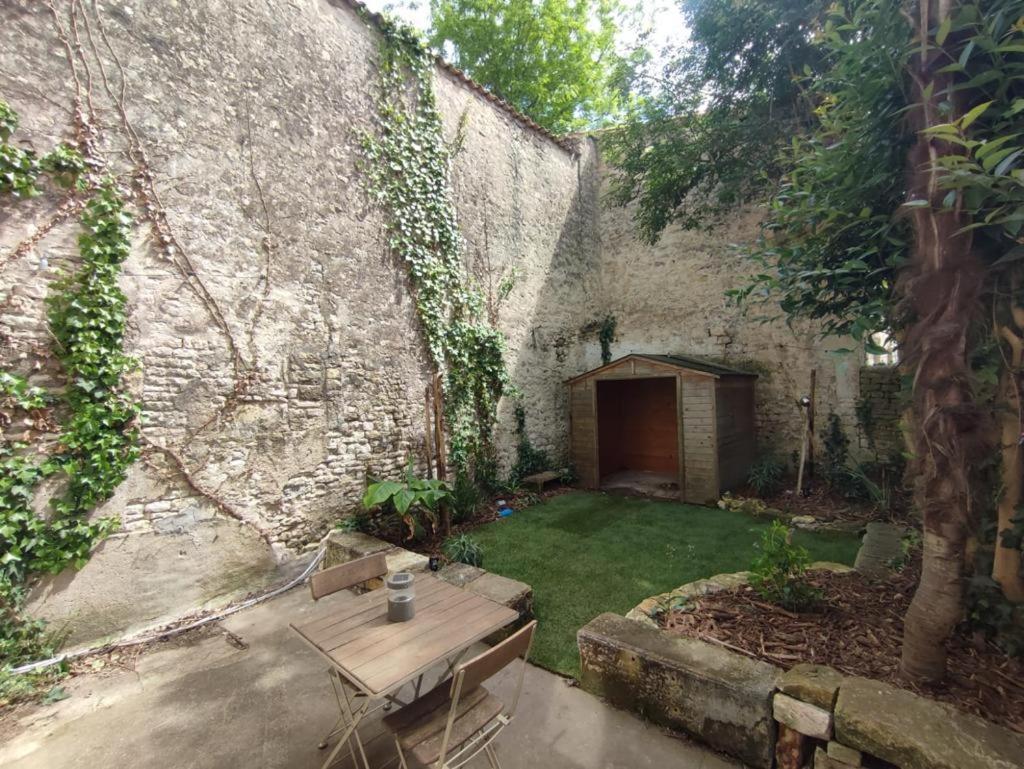 L'escale Niortaise - Centre-ville - 10mn Gare - Wifi - Netflix * Niort
