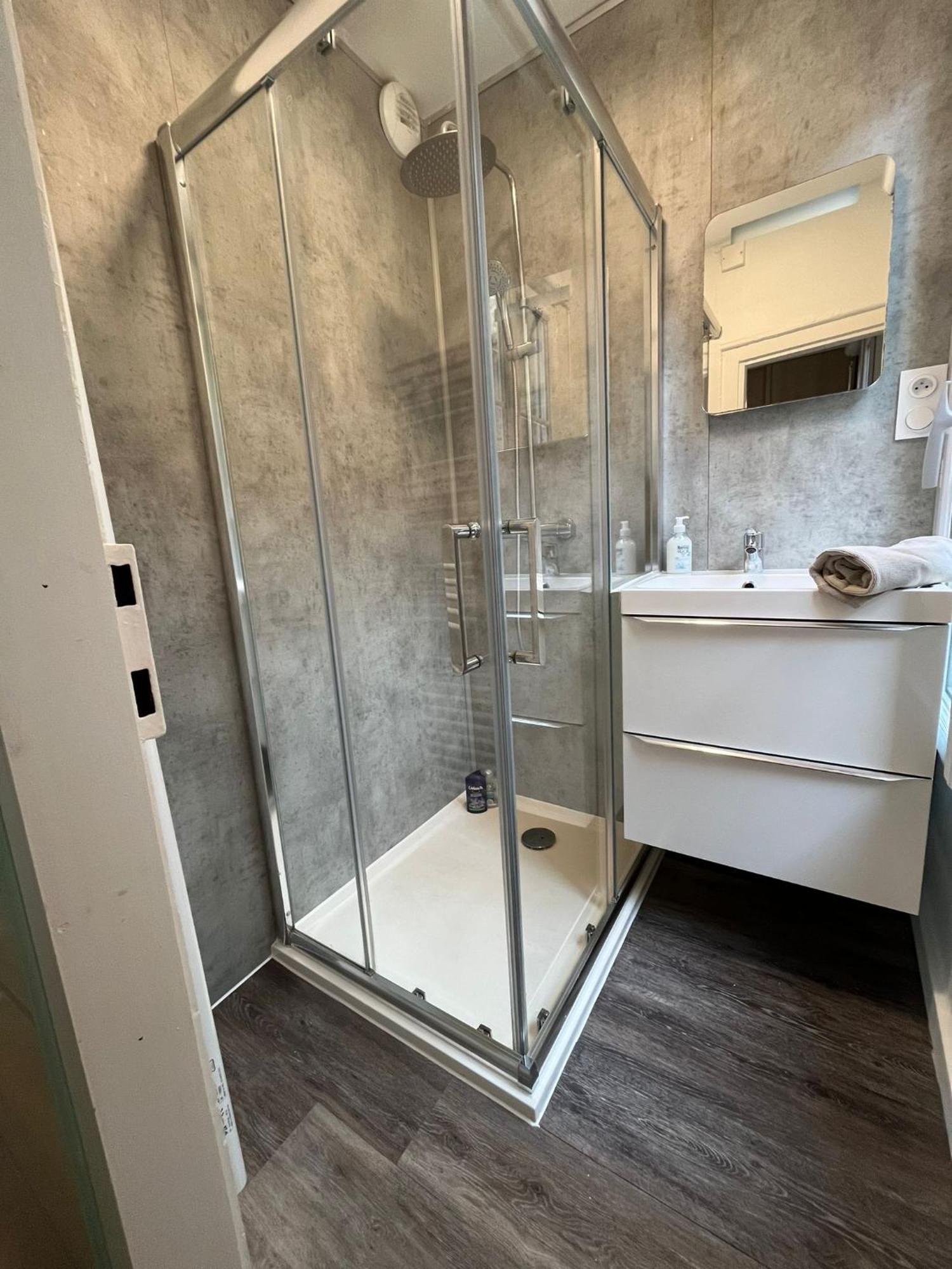 L'escale Niortaise - Centre-ville - 10mn Gare - Wifi - Netflix * Niort