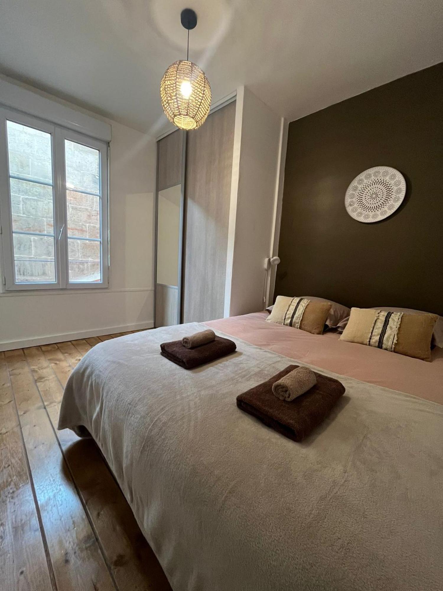 Appartement L'escale Niortaise - Centre-ville - 10mn Gare - Wifi - Netflix *