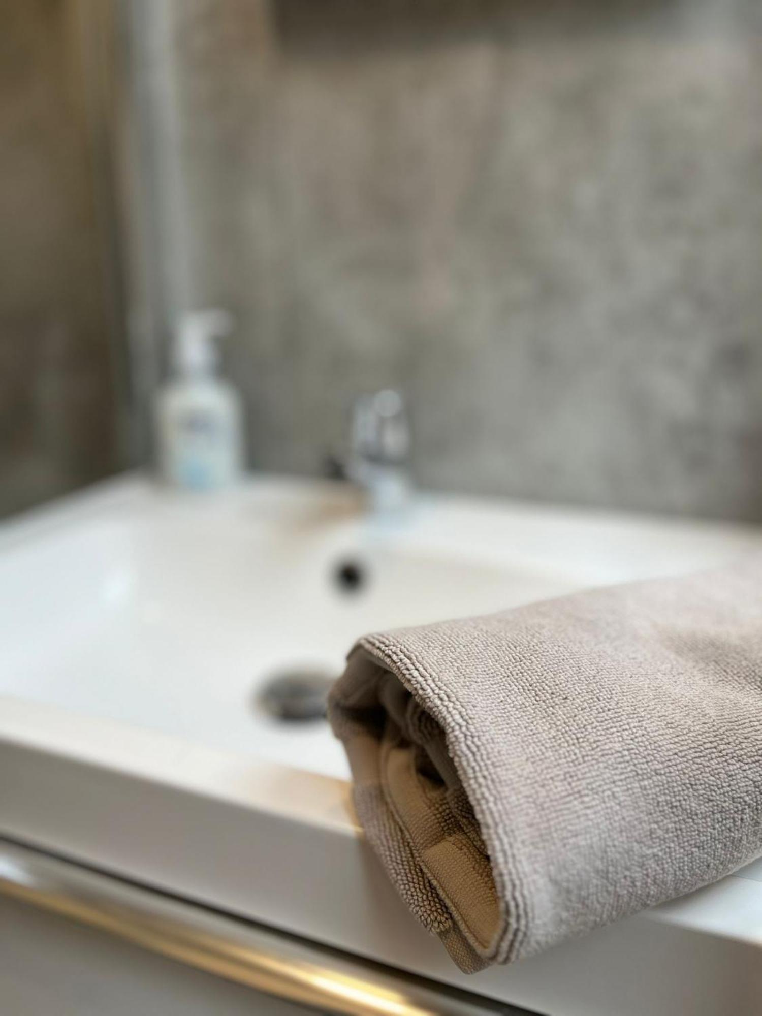 Appartement L'escale Niortaise - Centre-ville - 10mn Gare - Wifi - Netflix