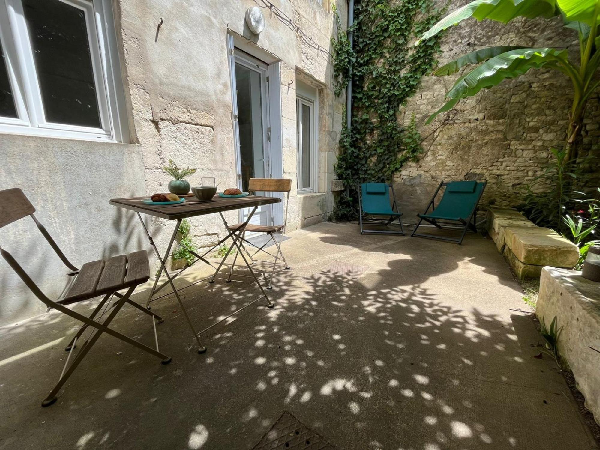 Appartement L'escale Niortaise - Centre-ville - 10mn Gare - Wifi - Netflix