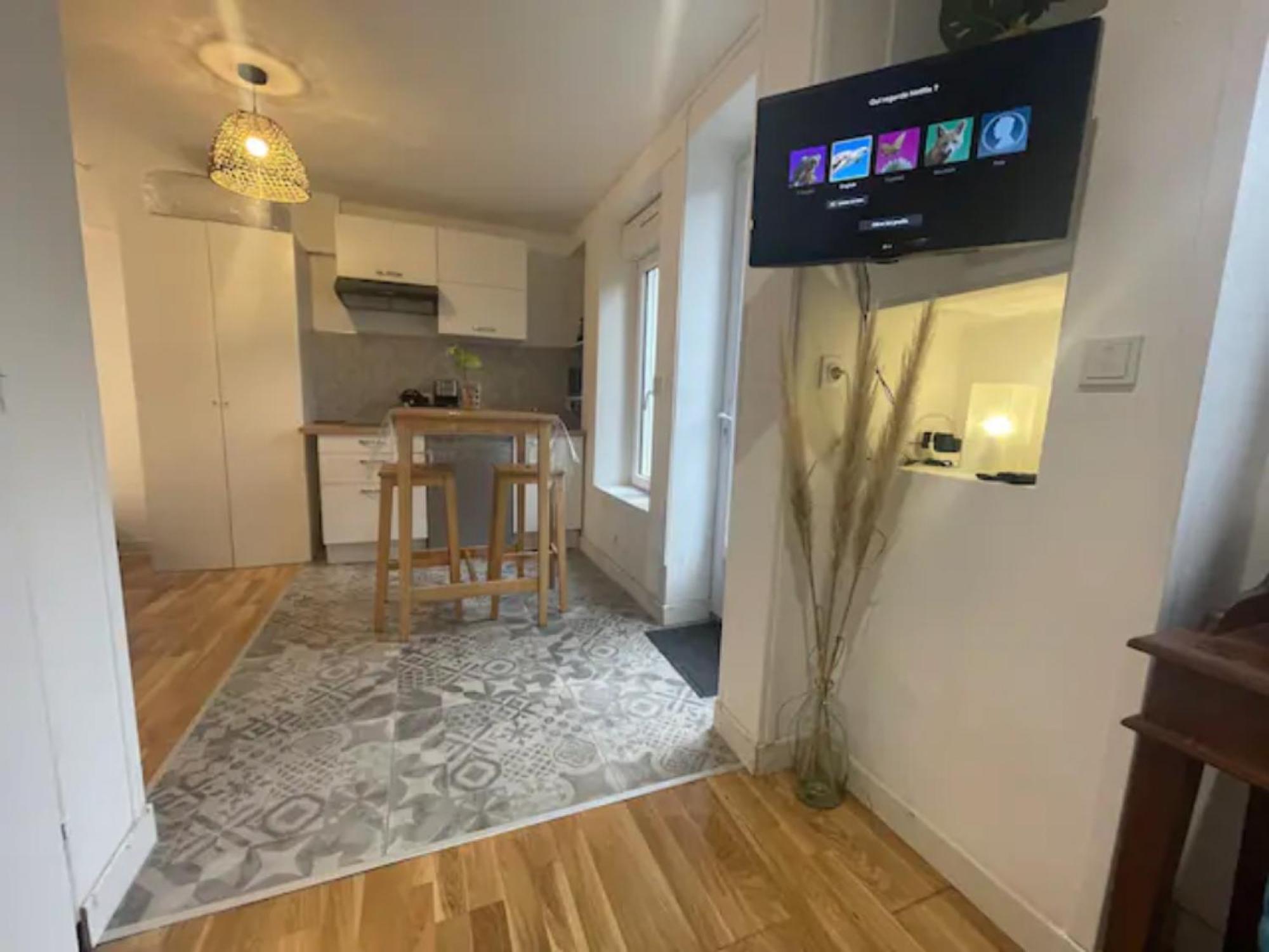 L'escale Niortaise - Centre-ville - 10mn Gare - Wifi - Netflix Appartement